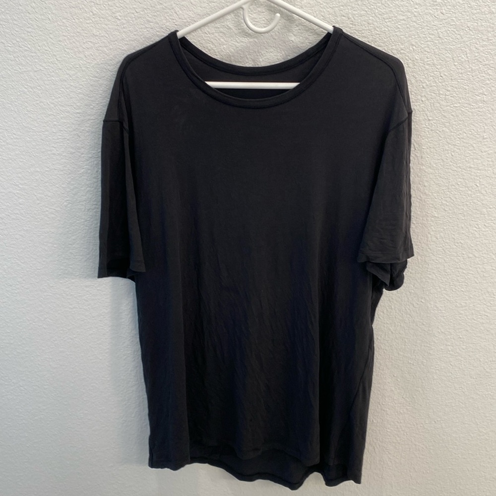 Lululemon 5 Year Basic T-Shirt - Black / XL